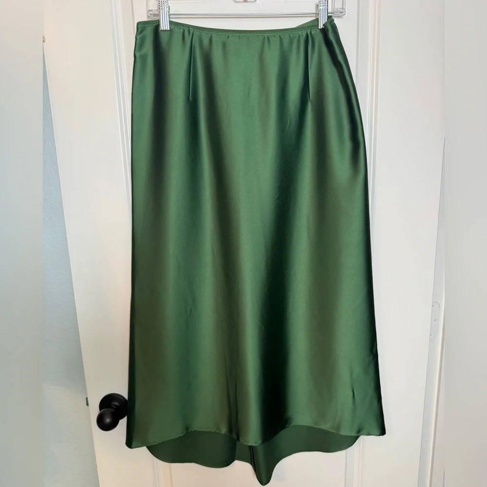 NWOT Vince Skirt - Picture 2 of 6